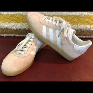 Adidas Gazelle women’s 6.5